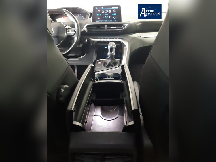 Peugeot 5008 GT foto 20