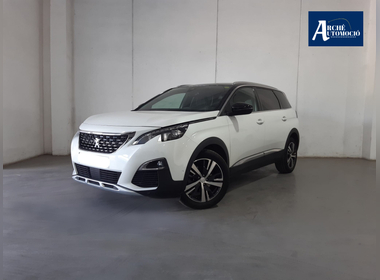 Peugeot - 5008