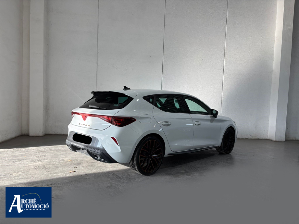 Cupra Leon 1.5 eTSI DSG foto 5