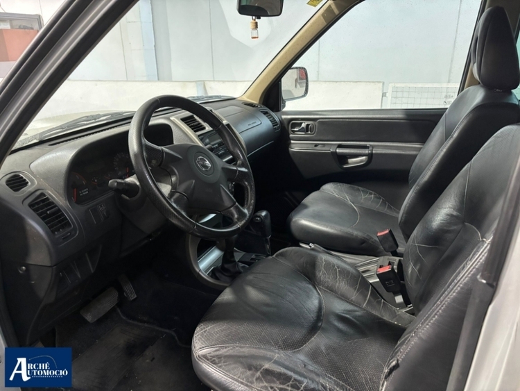 Nissan Pathfinder 2.5 dCi LE foto 6